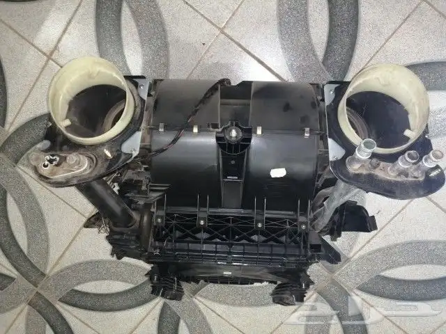 قطع غيار BMW e39 530i 2003 11