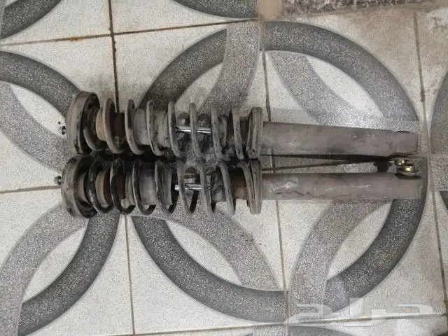 قطع غيار BMW e39 530i 2003 12