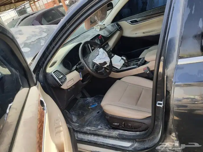 ازيرا 2018قطع غيار 3