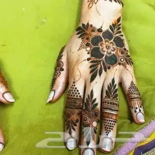 نقاشة حناءالرياض ام بندرى رسم تجهيزالعروس 18