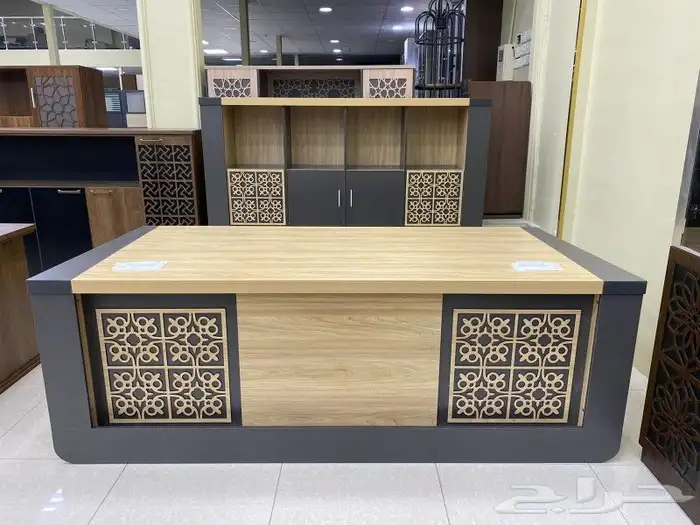 مكتبي مودرن  فخم  توصيل وتركيب  مكتب  مكاتب ك 5
