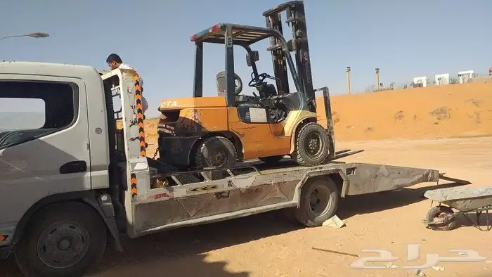 رافعات شوكيه وكرينات للايجار اليومي والشهري 3
