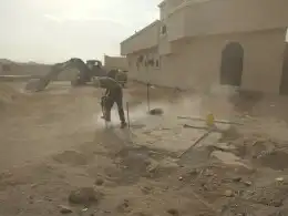 لايجار بوكلين ومعلم حجر وتخريم صخور 24