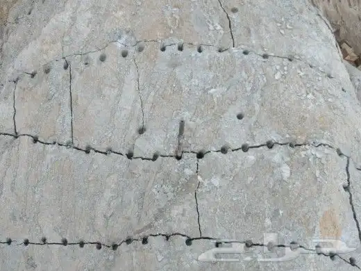 لايجار بوكلين ومعلم حجر وتخريم صخور 21