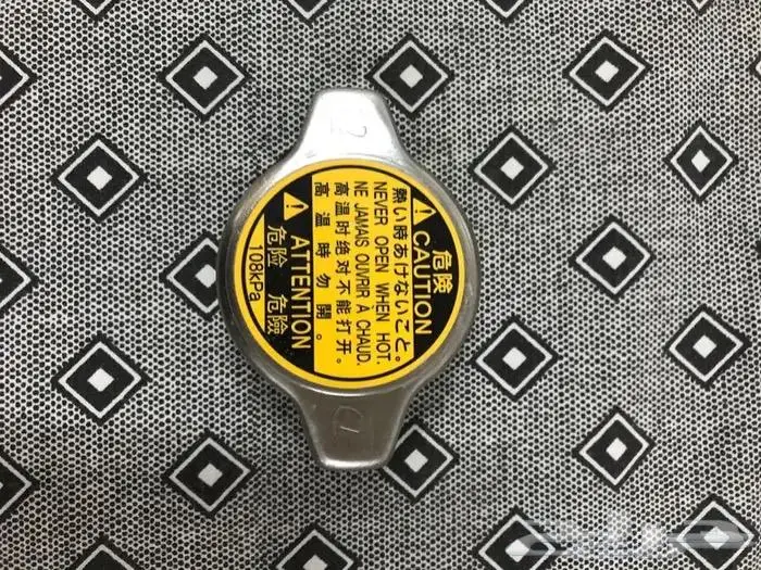 للبيع قطع غيار تويوتا كامري موديل 2016 77