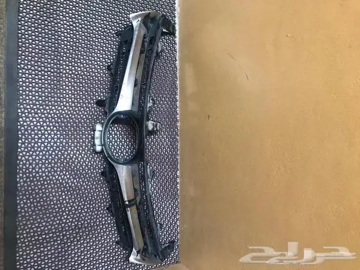 للبيع قطع غيار تويوتا كامري موديل 2016 79