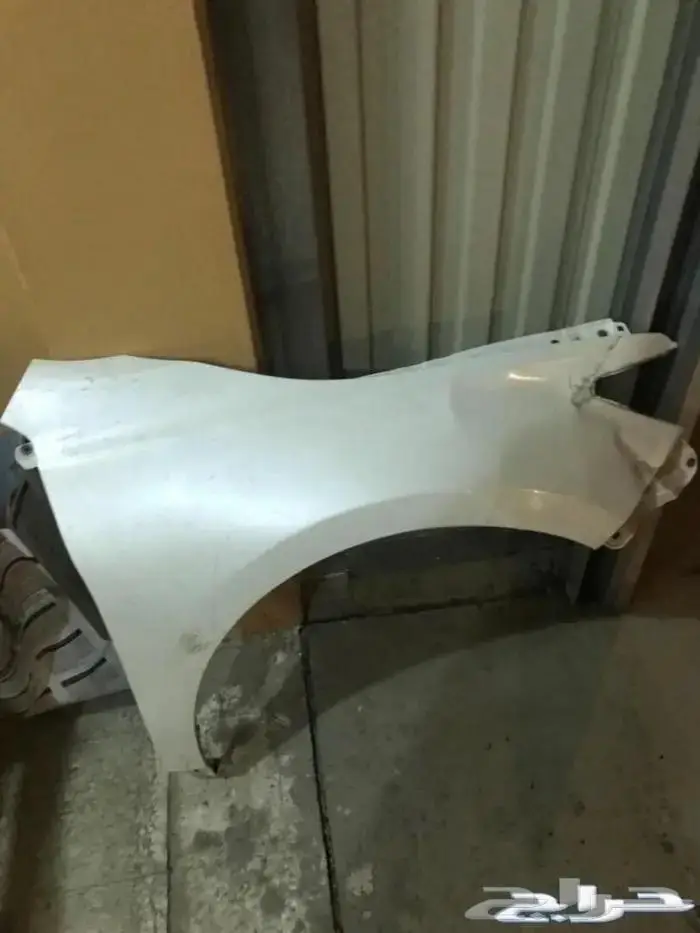 للبيع قطع غيار تويوتا كامري موديل 2016 44