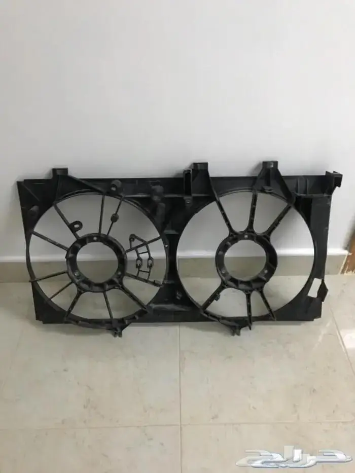 للبيع قطع غيار تويوتا كامري موديل 2016 49