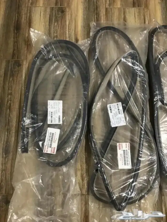 للبيع قطع غيار تويوتا كامري موديل 2016 57