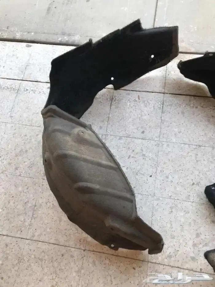 للبيع قطع غيار تويوتا كامري موديل 2016 65