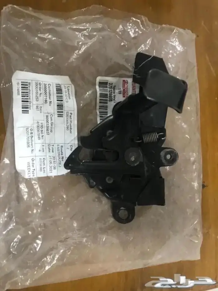 للبيع قطع غيار تويوتا كامري موديل 2016 25