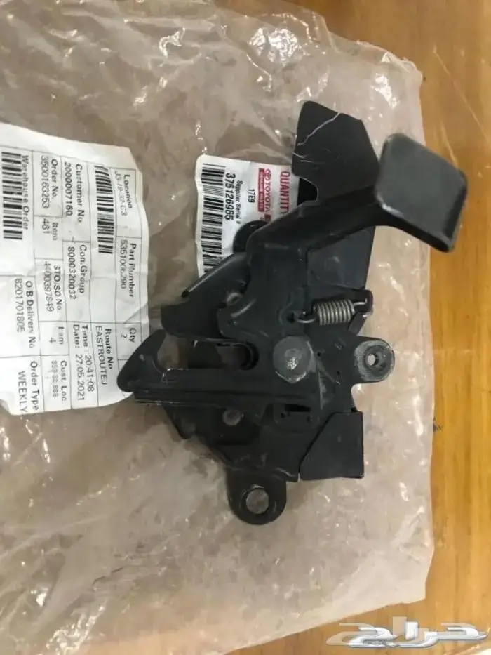 للبيع قطع غيار تويوتا كامري موديل 2016 26