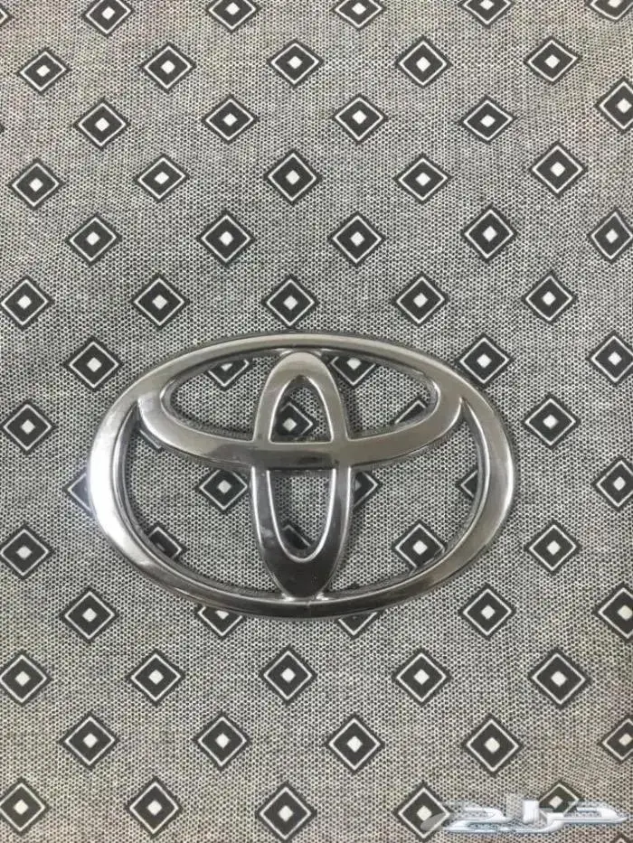 للبيع قطع غيار تويوتا كامري موديل 2016 32