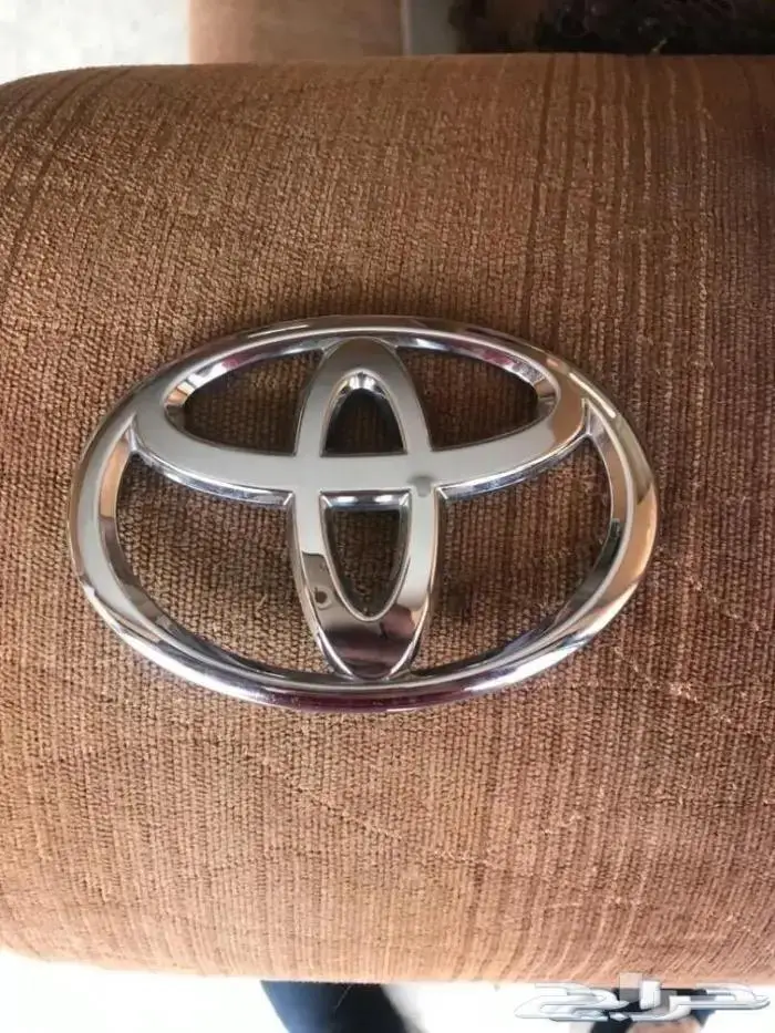 للبيع قطع غيار تويوتا كامري موديل 2016 33