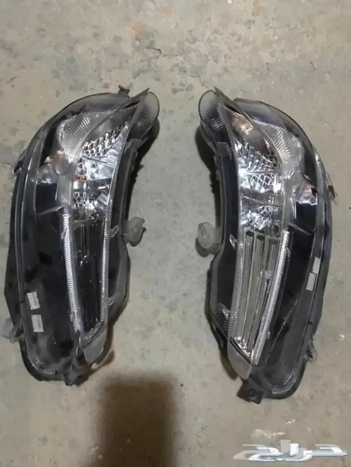 للبيع قطع غيار تويوتا كامري موديل 2016 37