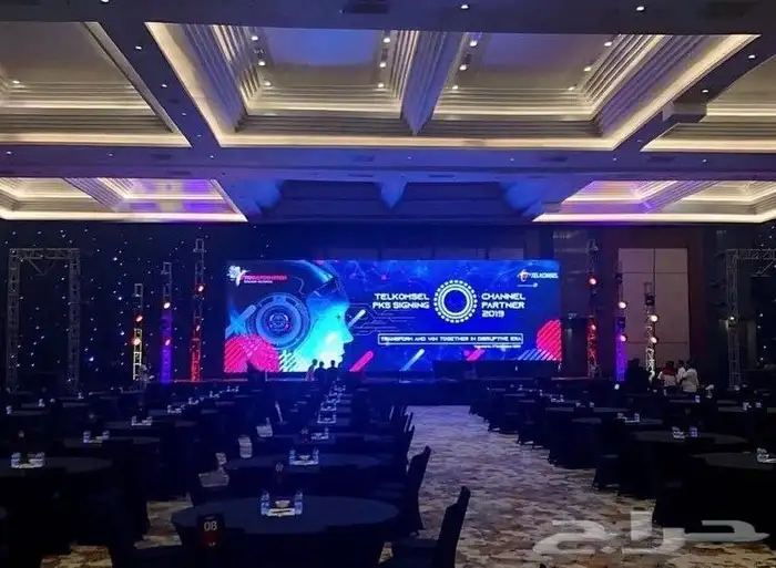 شاشات معارض ومؤتمرات 3