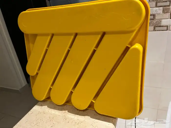 بلاستك لوضع الملاعق 1