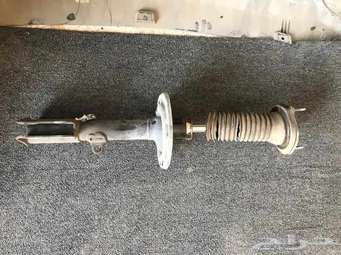 للبيع قطع غيار تويوتا كامري موديل 2016 82