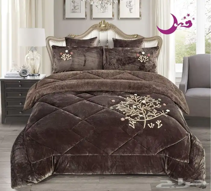 مفرش سرير 6 قطع نفرين شتوي مخمل فرو ب220 ريال 1