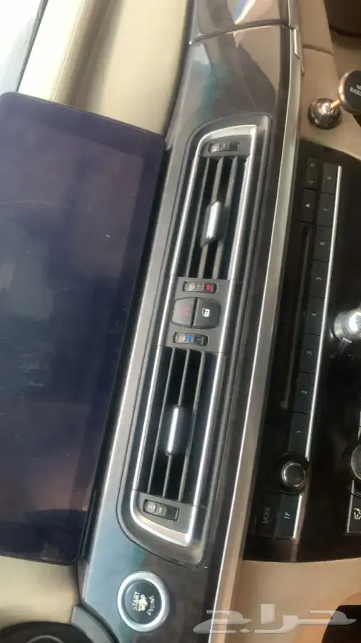قطع غيار bmw وصيانة وسمكرة وبوية مركز سيارة نجوم 79