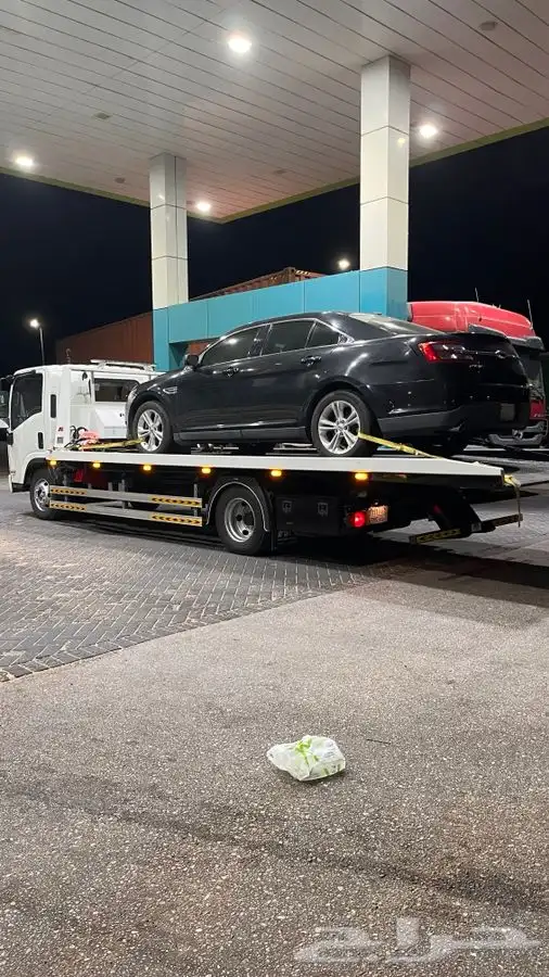 سطحه من الرياص الى جنوب 0