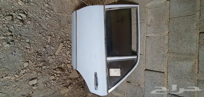 ابواب لارج والكمرالخلفي لل560و500و420و300 17