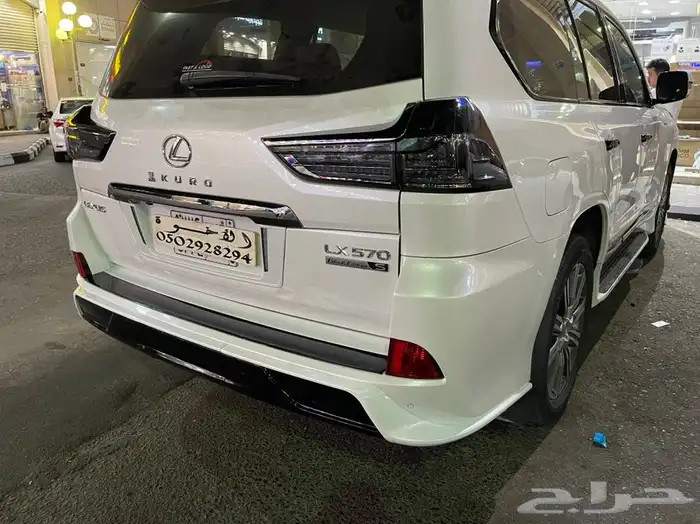 ترهيم وتعديل جيب لكزس 2016_2017_2021 سبورت و بلاك اديشن 7