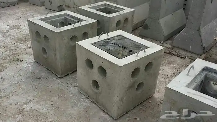 صبات حواجز خرسانية غرف تفتيش 30