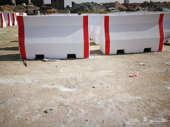 صبات حواجز خرسانية غرف تفتيش 9