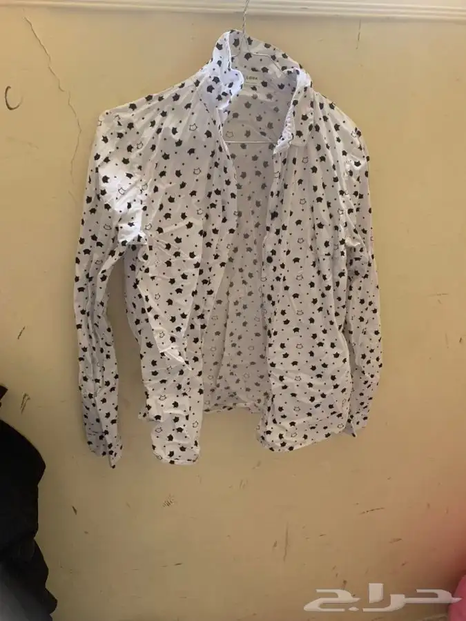 تنانير وبلايز قمصان نسائية مستعملة 65