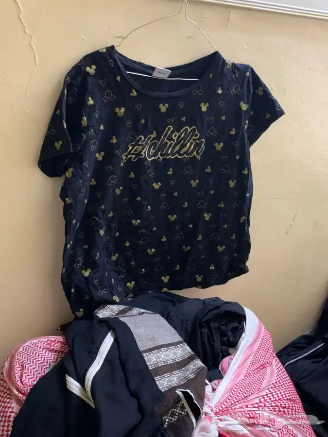 تنانير وبلايز قمصان نسائية مستعملة 32