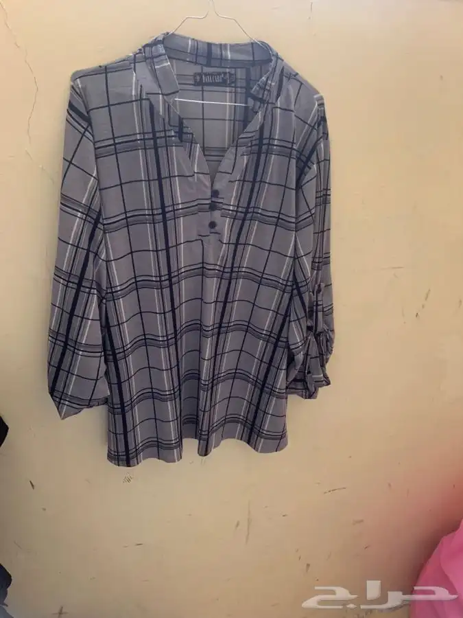 تنانير وبلايز قمصان نسائية مستعملة 71