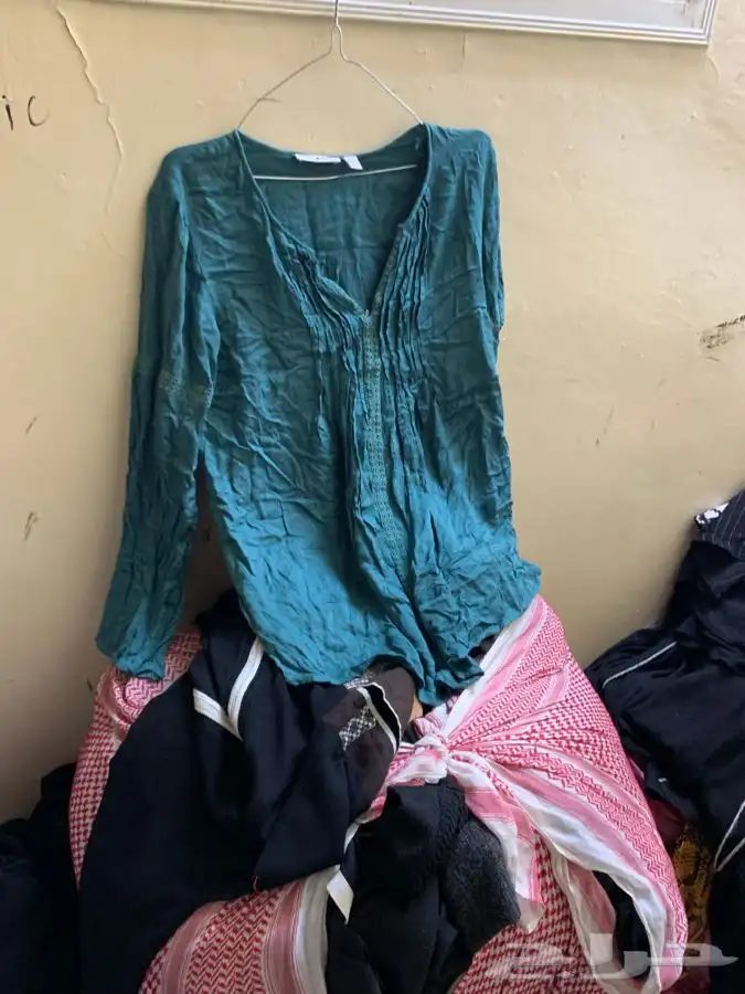 تنانير وبلايز قمصان نسائية مستعملة 5