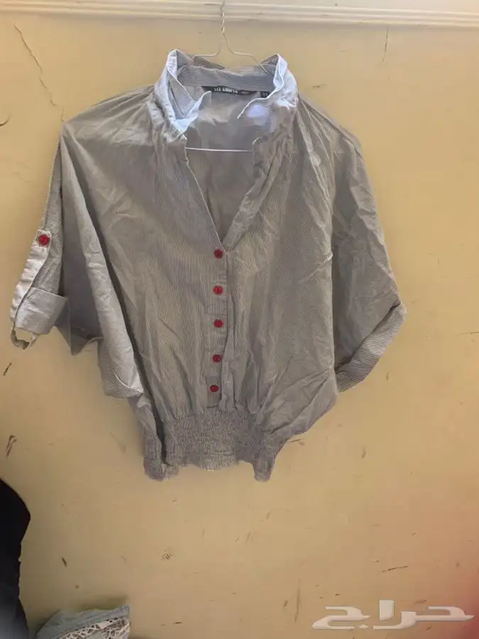 تنانير وبلايز قمصان نسائية مستعملة 76