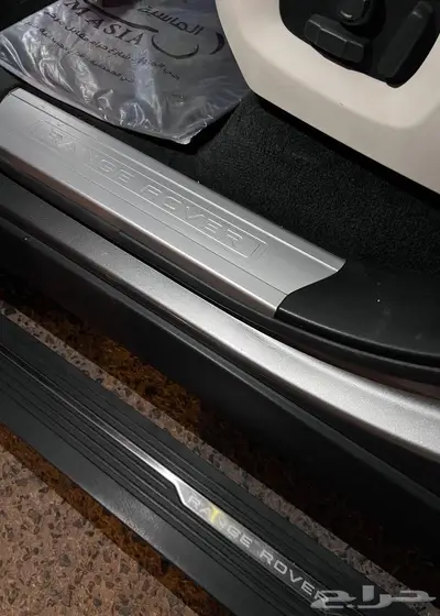 RANGE ROVER VOG SV 15
