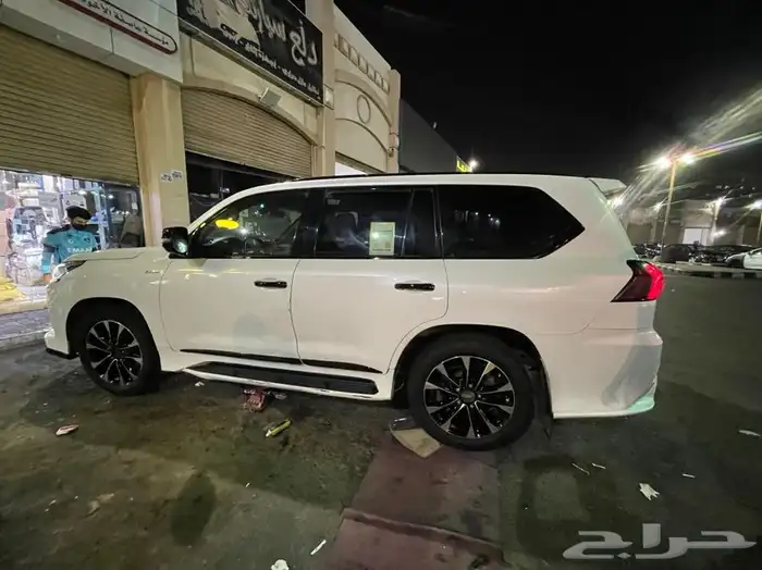 ترهيم وتعديل جيب لكزس 2016_2017_2021 سبورت و بلاك اديشن 22