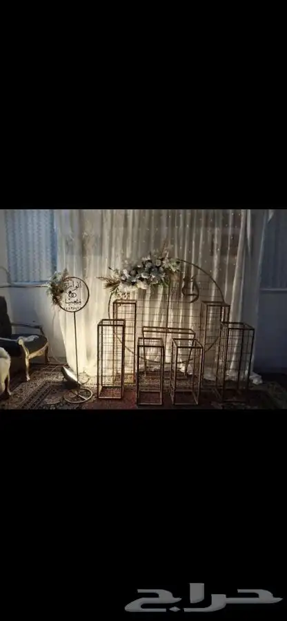 يوجد كوشه واستقبال للبيع قليله الاستعمال 1