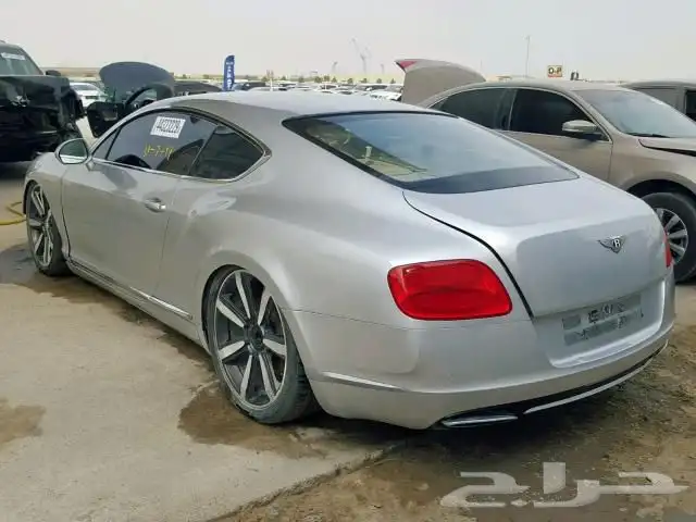 قطع غيار بنتلي 8