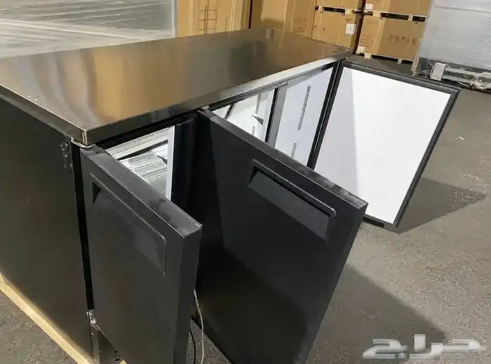 ثلاجة BANCOOL كاونتر مائل إستيل وأسود 8