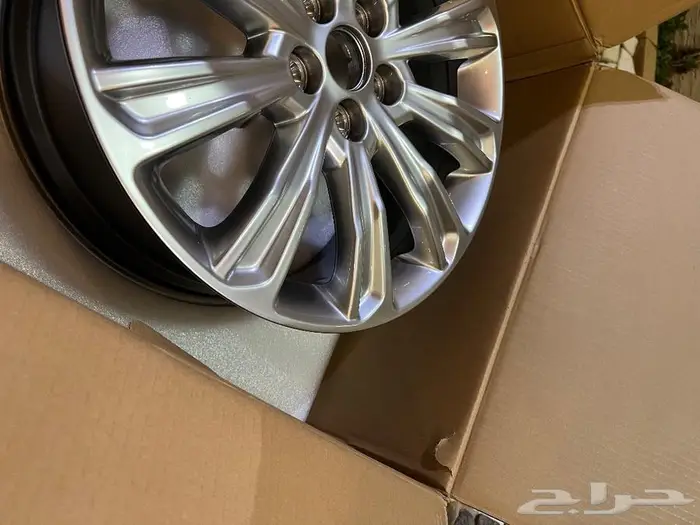 كفر جنط جنوط فورد تورس 2022 مقاس 18 الشكل موضح في الصور 8