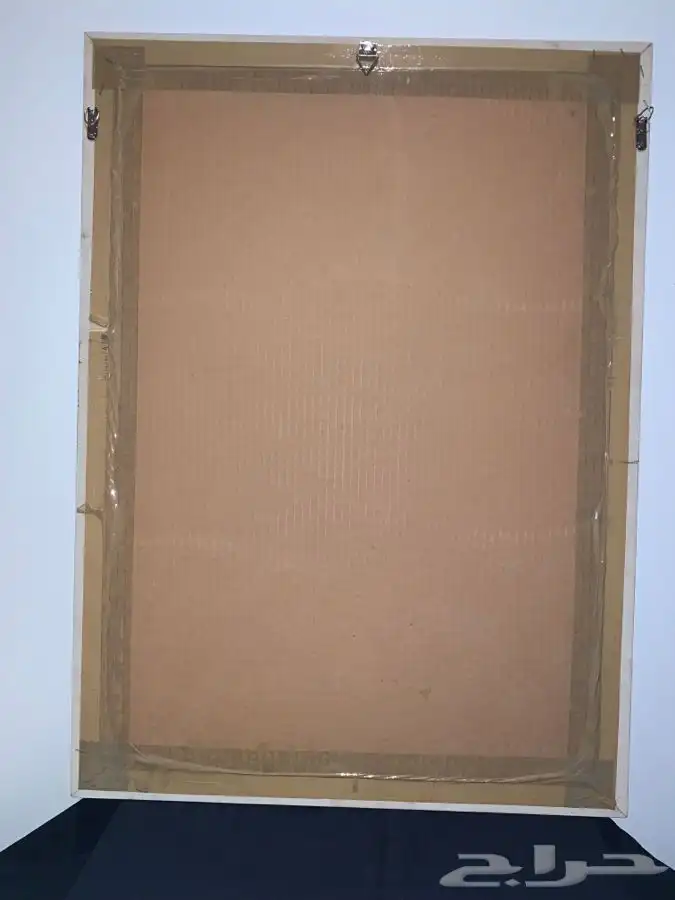 لوحة طباعة ببرواز ذهبي  نتج 10