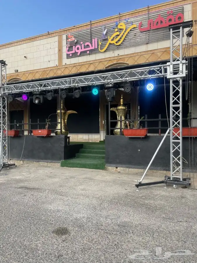حفلات افتتاحيه تراس دميه كشفات ليزر اضافة قوس بالون منافيخ 4
