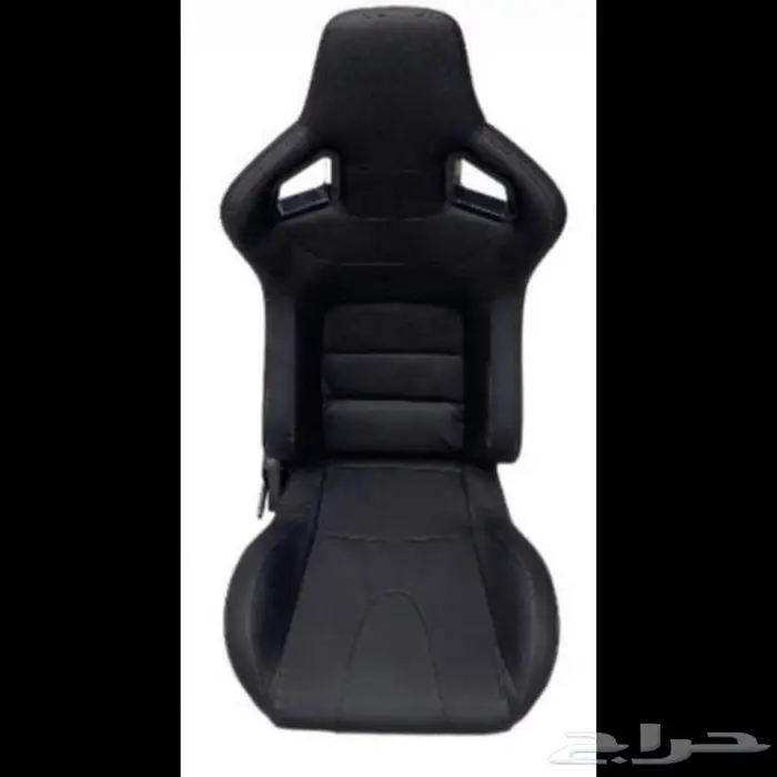 مقاعد رياضية من شركة RACING للسيارات الرياضية 2