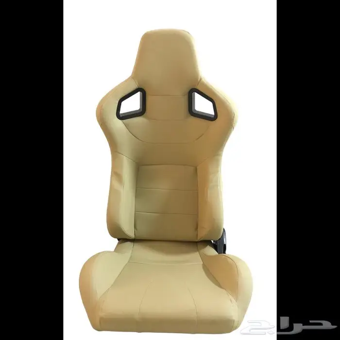 مقاعد رياضية من شركة RACING للسيارات الرياضية 3