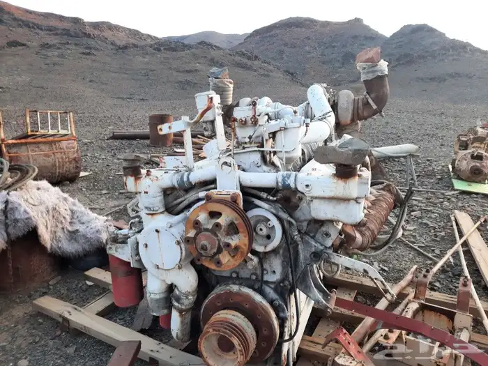 بيع جهاز حفار امريكي 71  ومكائن وبكلين وحراثات وخزانات ديزل 9