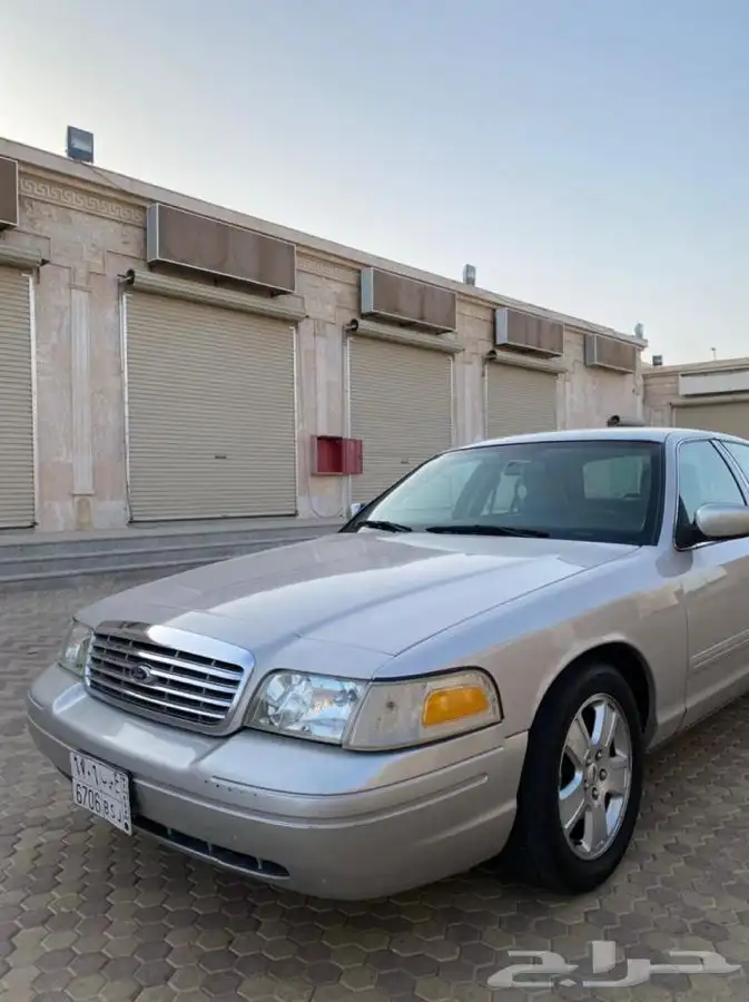 كراون فكتوريا 2011 .. تم البيع .. 2