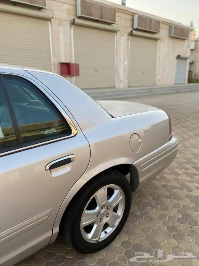 كراون فكتوريا 2011 .. تم البيع .. 13