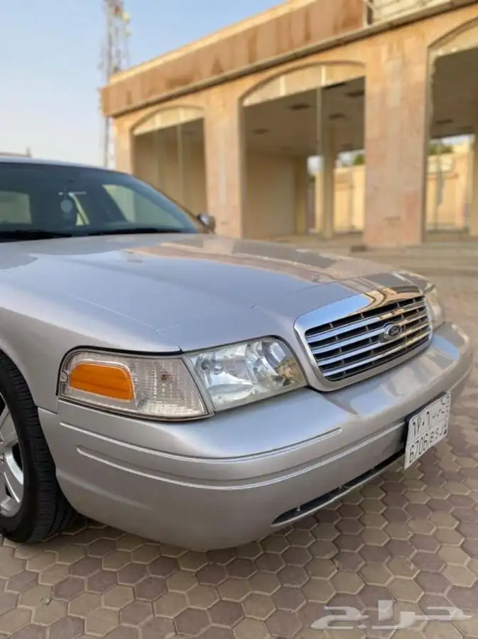 كراون فكتوريا 2011 .. تم البيع .. 9