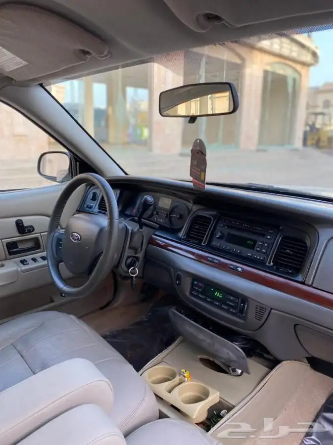 كراون فكتوريا 2011 .. تم البيع .. 23