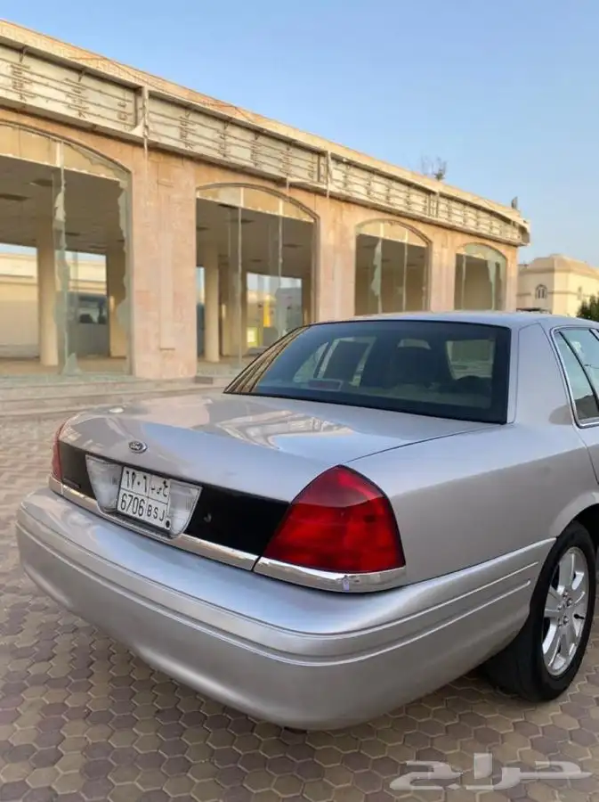 كراون فكتوريا 2011 .. تم البيع .. 16